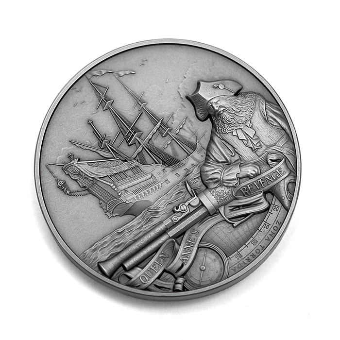 Stříbrná mince Captains of fortune - Pomsta královny Anny 2 Oz 2023 Antique Standard